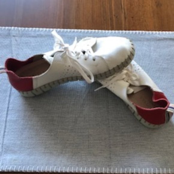 Carvela Comfort "Coco" Leather Sneakers - 8 - Picture 1 of 4